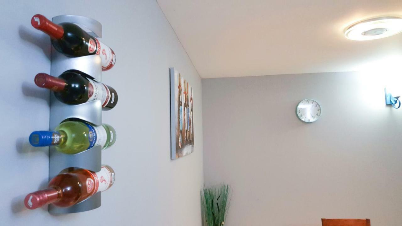 New Kingston Guest Apartments @ Donhead Екстер'єр фото