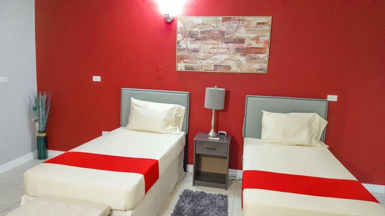 New Kingston Guest Apartments @ Donhead Екстер'єр фото