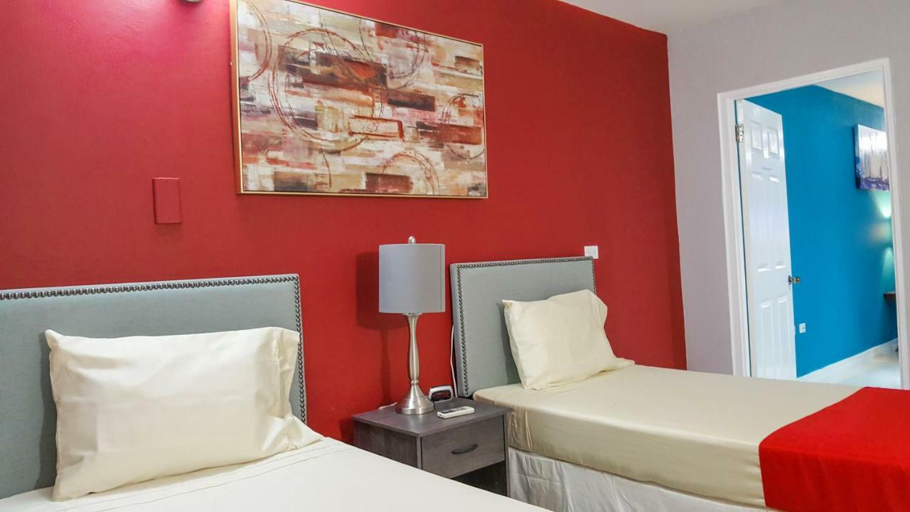 New Kingston Guest Apartments @ Donhead Екстер'єр фото