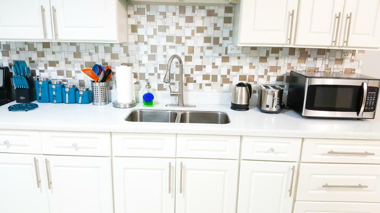New Kingston Guest Apartments @ Donhead Екстер'єр фото