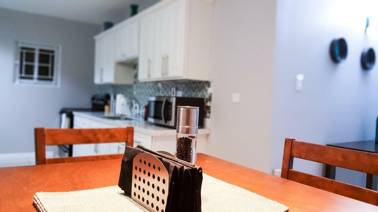 New Kingston Guest Apartments @ Donhead Екстер'єр фото